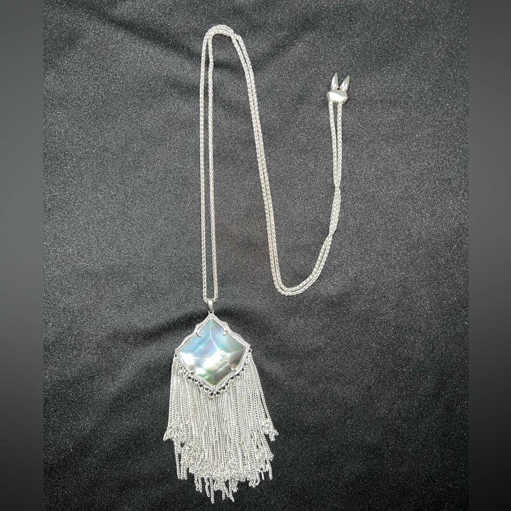 Kendra Scott Necklace